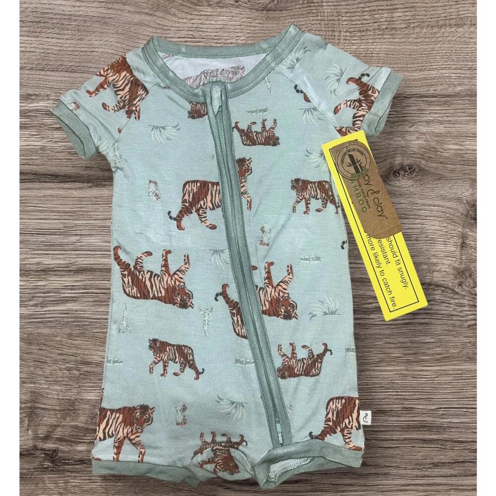 Poppy & Clay Bamboo Baby Romper with Tiger Print - Size 12M